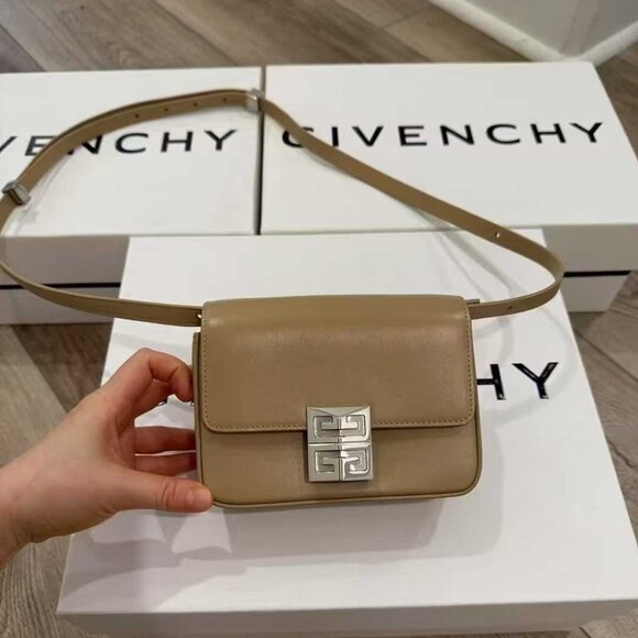 NWT Authentic Givenchy  Box Calfskin Small 4G Shoulder Bag Beige - Picture 1 of 11